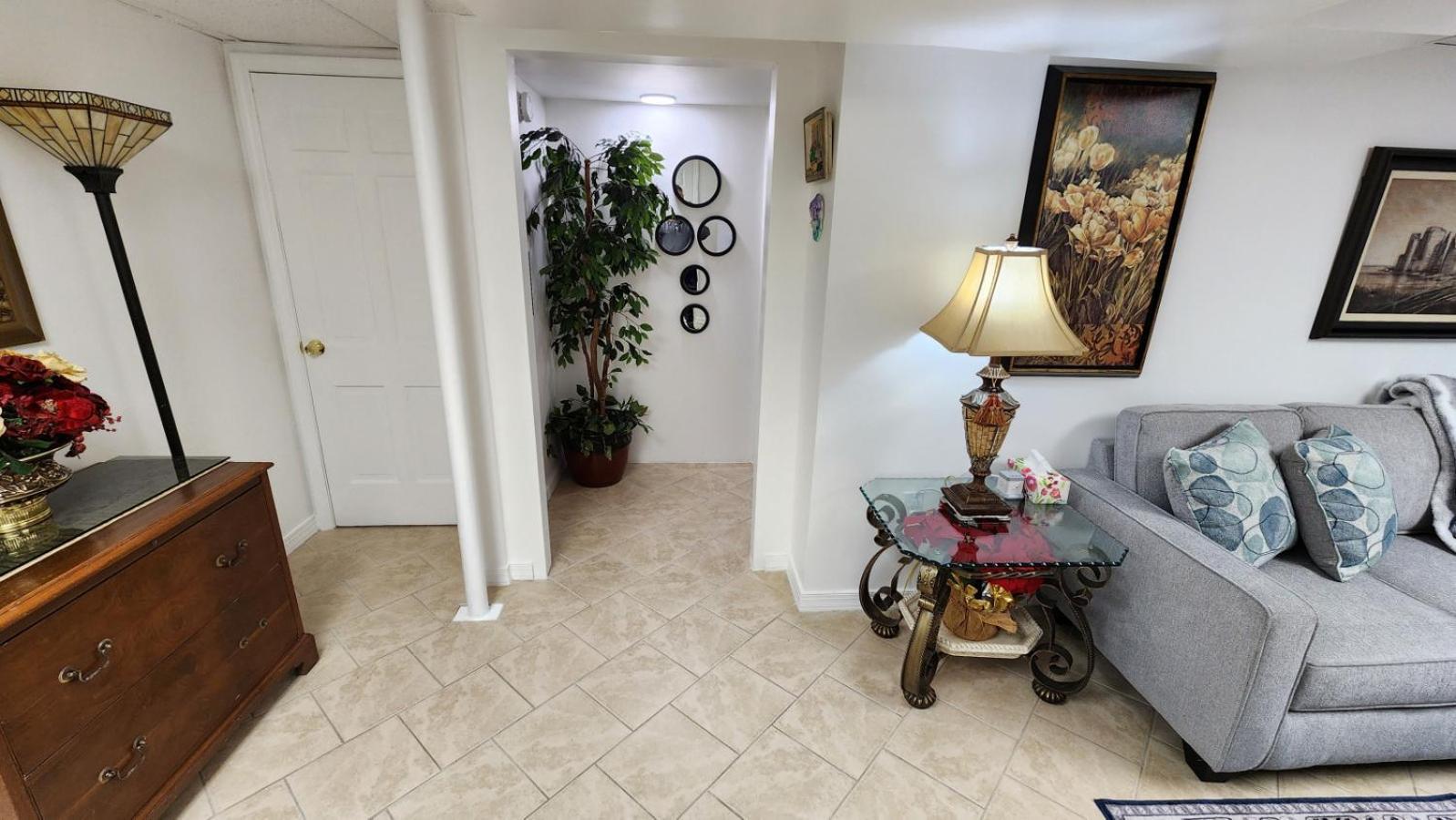 The Cozy Nook Basement To Yourself *